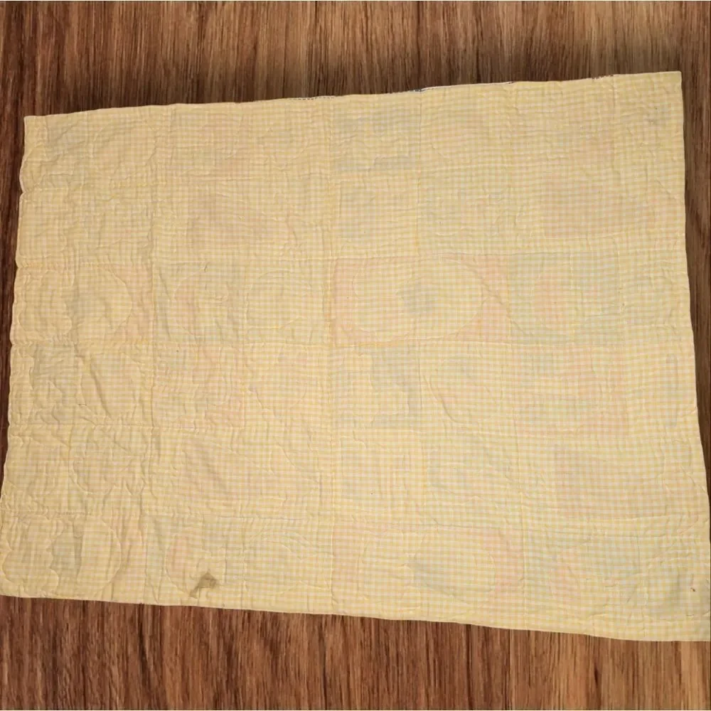 70s vintage‎ patchwork rainbow colored baby kids quilt